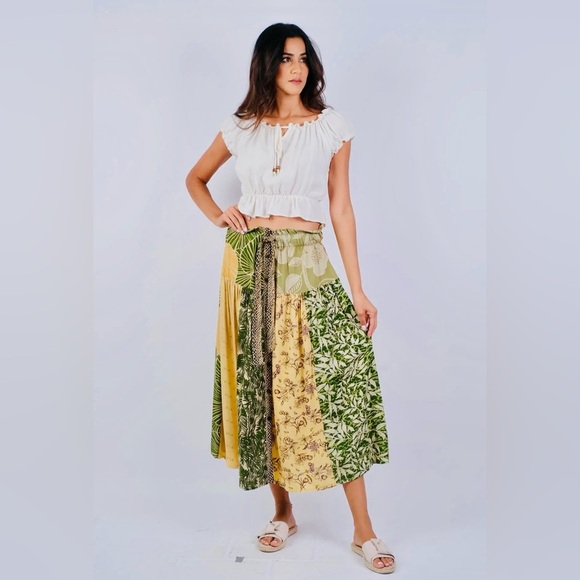 Bohemian Jungle Dreams Button down vegan cotton Green and Yellow Patchwork Skirt - Picture 4 of 4